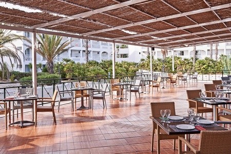 Sandy Beach Resort - 19