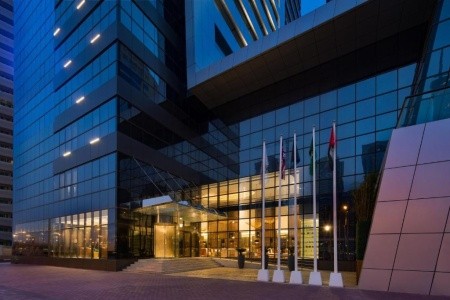 Millenium Place Marina