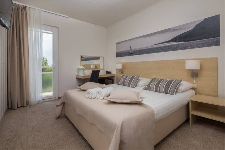 Vily Arausana & Antonina - 6