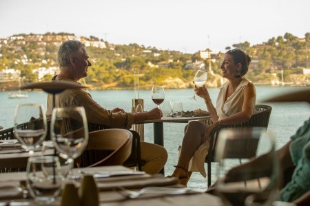 Španielsko Mallorca Iberostar Selection Jardin Del Sol Suites 8 dňový pobyt Raňajky Letecky Letisko: Praha July 2026 (12/07/26-19/07/26)