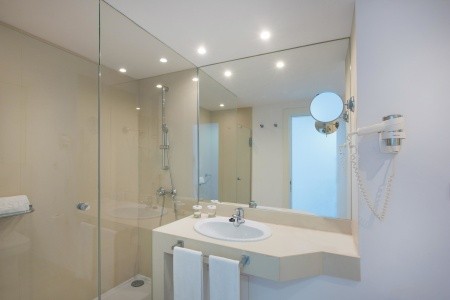 Kanárske ostrovy Tenerife Iberostar Waves Bouganville Playa 10 dňový pobyt Polpenzia Letecky Letisko: Budapešť February 2026 ( 4/02/26-13/02/26)