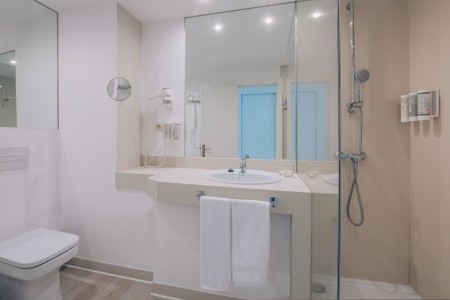 Kanárske ostrovy Tenerife Iberostar Waves Bouganville Playa 10 dňový pobyt Polpenzia Letecky Letisko: Budapešť February 2026 ( 4/02/26-13/02/26)