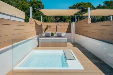 Španielsko Mallorca Iberostar Selection Jardin Del Sol Suites 8 dňový pobyt Raňajky Letecky Letisko: Praha July 2026 (12/07/26-19/07/26)