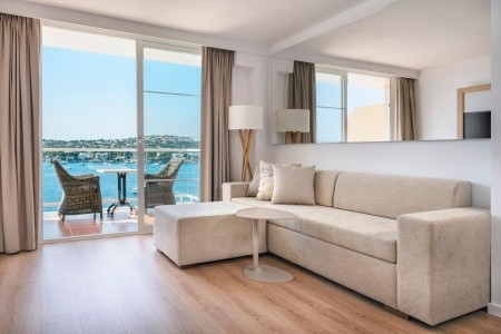 Španielsko Mallorca Iberostar Selection Jardin Del Sol Suites 8 dňový pobyt Raňajky Letecky Letisko: Praha July 2026 (12/07/26-19/07/26)