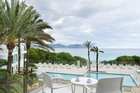 Španielsko Mallorca Iberostar Waves Cala Millor 8 dňový pobyt Polpenzia Letecky Letisko: Praha April 2026 ( 5/04/26-12/04/26)