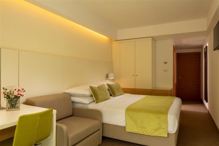 Chorvátsko Lošinj Family Hotel Vespera 11 dňový pobyt Polpenzia Vlastná July 2026 ( 9/07/26-19/07/26)