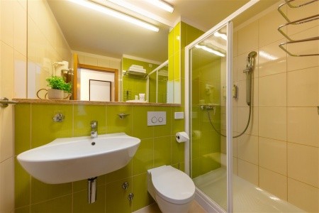 Chorvátsko Lošinj Family Hotel Vespera 11 dňový pobyt Polpenzia Vlastná July 2026 ( 9/07/26-19/07/26)