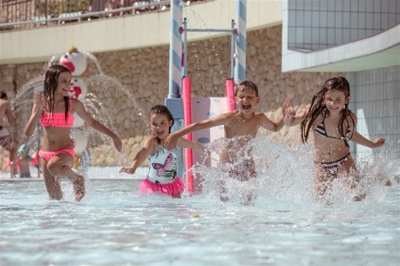 Chorvátsko Lošinj Family Hotel Vespera 11 dňový pobyt Polpenzia Vlastná July 2026 ( 9/07/26-19/07/26)