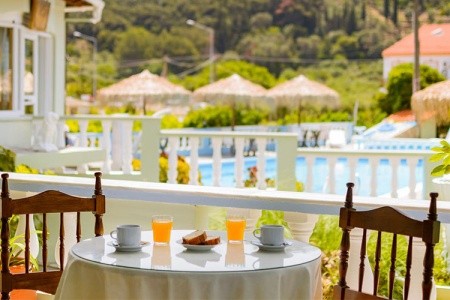 Grécko Samos Kokkari Beach 10 dňový pobyt Polpenzia Letecky Letisko: Praha June 2026 (23/06/26- 2/07/26)