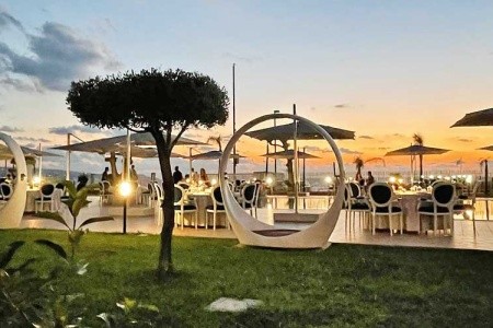 Taliansko Kalábria Galìa Luxury Resort 8 dňový pobyt Raňajky Letecky Letisko: Praha June 2026 (11/06/26-18/06/26)