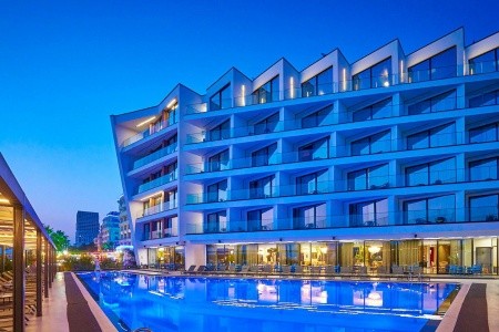 Premium Luxury Finese - 17