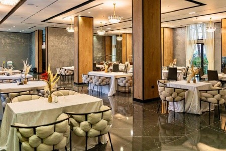 Albánsko Durrës Henry Resort 8 dňový pobyt All Inclusive Letecky Letisko: Brno July 2026 ( 7/07/26-14/07/26)