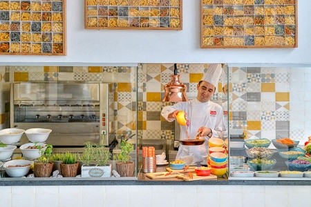 Bulharsko Zlaté Piesky Grifid Metropol 3 dňový pobyt Ultra All inclusive Letecky Letisko: Praha August 2026 (14/08/26-16/08/26)