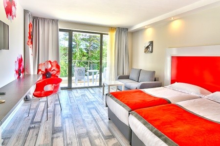 Bulharsko Zlaté Piesky Grifid Foresta 8 dňový pobyt All Inclusive Letecky Letisko: Praha June 2026 ( 6/06/26-13/06/26)