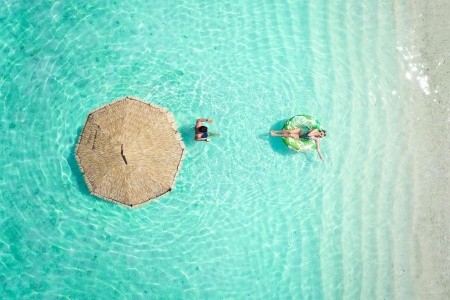 Maldivy Severný Atol Male Centara Ras Fushi Resort A Spa 15 dňový pobyt Raňajky Letecky Letisko: Praha May 2026 (28/05/26-11/06/26)