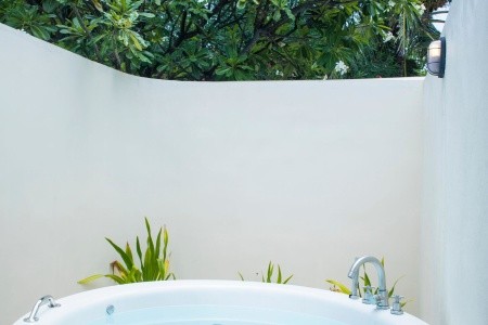 Maldivy Severný Atol Male Centara Ras Fushi Resort A Spa 15 dňový pobyt Raňajky Letecky Letisko: Praha May 2026 (28/05/26-11/06/26)