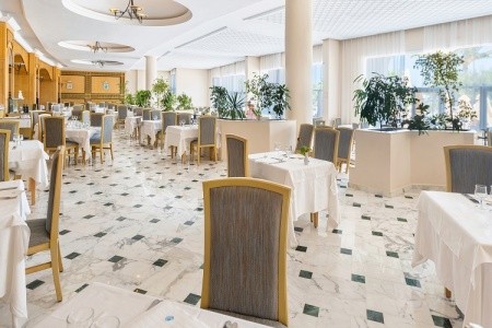 Royal Garden Palace - 28