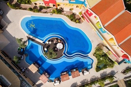 Alexandra Golden Boutique - 3