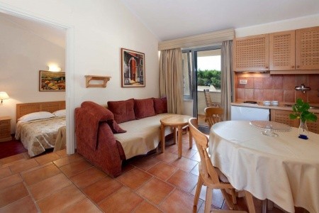 Laguna Bellevue Apartments - 11