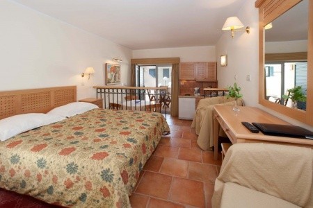 Laguna Bellevue Apartments - 15