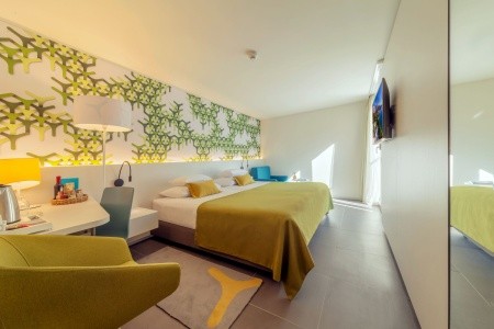 Chorvátsko Makarská riviéra Bluesun Hotel Berulia 6 dňový pobyt Raňajky Vlastná May 2026 ( 2/05/26- 7/05/26)