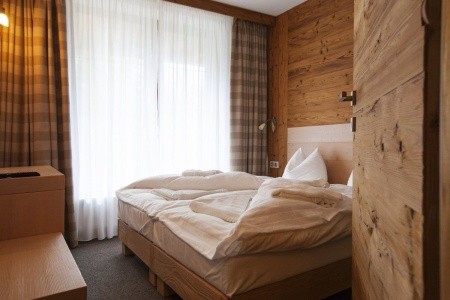 Slovensko Vysoké Tatry Aplend Kukucka Mountain Hotel & Residences 8 dňový pobyt Raňajky Vlastná December 2026 (19/12/26-26/12/26)