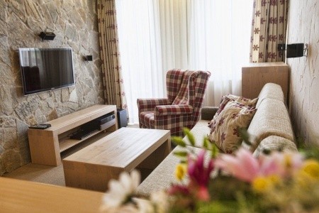 Slovensko Vysoké Tatry Aplend Kukucka Mountain Hotel & Residences 8 dňový pobyt Raňajky Vlastná December 2026 (19/12/26-26/12/26)