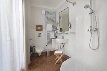 Česká republika Praha a okolie Design Neruda 10 dňový pobyt Raňajky Vlastná November 2025 (13/11/25-22/11/25)