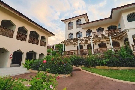 Zanzibar, Další oblasti na Zanzibaru, Kendwa Rocks Beach, za <span>66.180</span> Kč