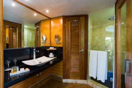 Magic Blue Boutique - 8