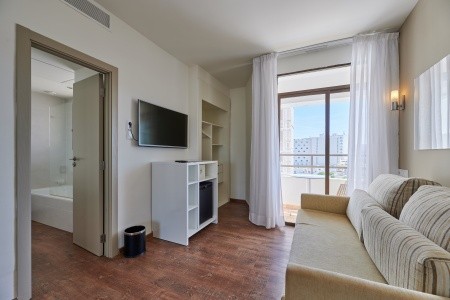 Španielsko Mallorca Alua Calas De Mallorca Resort 6 dňový pobyt All Inclusive Letecky Letisko: Praha September 2026 (29/09/26- 4/10/26)