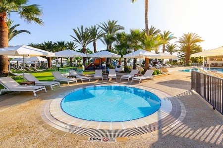 Crystal Springs Beach - 8