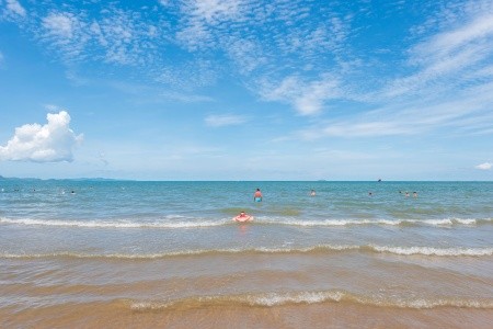 Thajsko Pattaya Pinnacle Grand Jomtien Resort & Spa 9 dňový pobyt Polpenzia Letecky Letisko: Praha August 2026 (19/08/26-27/08/26)