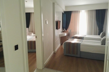 Dream World Hill - 14