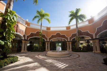 Dominikánska republika Punta Cana Iberostar Grand Hotel Bavaro 12 dňový pobyt All Inclusive Letecky Letisko: Viedeň December 2025 (26/12/25- 6/01/26)