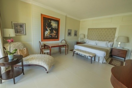 Dominikánska republika Punta Cana Iberostar Grand Hotel Bavaro 12 dňový pobyt All Inclusive Letecky Letisko: Viedeň December 2025 (26/12/25- 6/01/26)