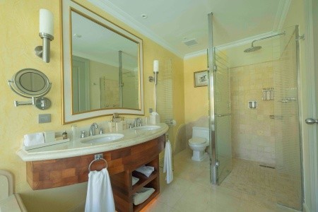 Dominikánska republika Punta Cana Iberostar Grand Hotel Bavaro 12 dňový pobyt All Inclusive Letecky Letisko: Viedeň December 2025 (26/12/25- 6/01/26)