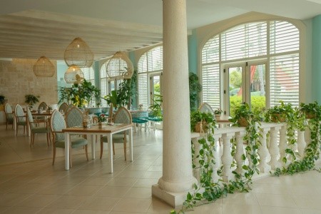 Dominikánska republika Punta Cana Iberostar Grand Hotel Bavaro 12 dňový pobyt All Inclusive Letecky Letisko: Viedeň December 2025 (26/12/25- 6/01/26)