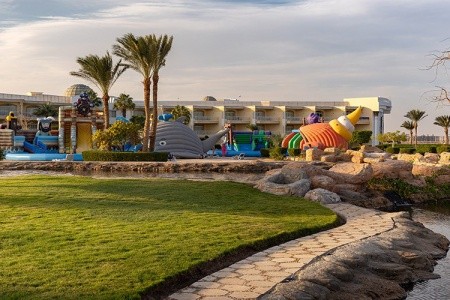 Palm Royale Resort Soma Bay - 30