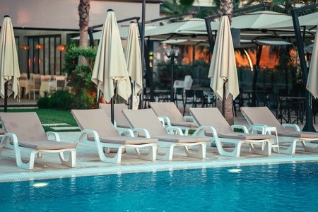 Albánie, Durrës, Bounty, za <span>40.690</span> Kč