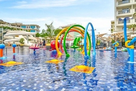 Albánie, Durrës, Dolce Vita, za <span>28.406</span> Kč