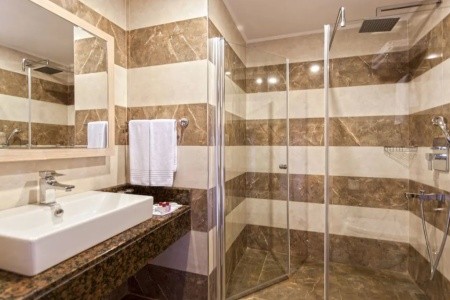 Turecko Alanya Xperia Saray Beach 7 dňový pobyt All Inclusive Letecky Letisko: Viedeň April 2026 (17/04/26-23/04/26)