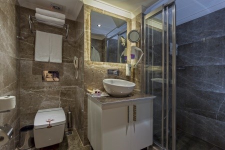 Turecko Alanya Xperia Saray Beach 7 dňový pobyt All Inclusive Letecky Letisko: Viedeň April 2026 (17/04/26-23/04/26)