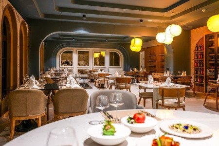 Royal Atlantis Icon - 14