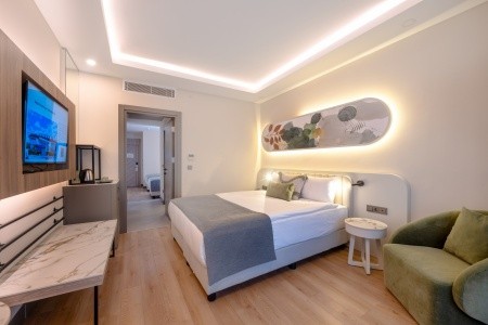 Royal Atlantis Icon - 24