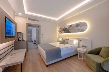 Royal Atlantis Icon - 17