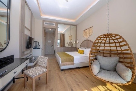 Royal Atlantis Icon - 19