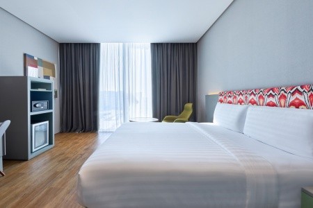 Spojené arabské emiráty Dubaj Ibis Styles Dubai Jumeirah 12 dňový pobyt Polpenzia Letecky Letisko: Praha July 2026 ( 9/07/26-20/07/26)