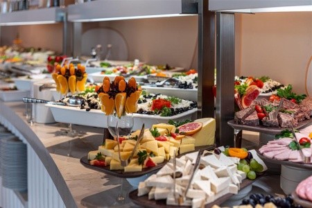 Zenith (Ex.marlin Beach) - 23