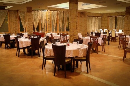 Sandy Beach Resort - 9